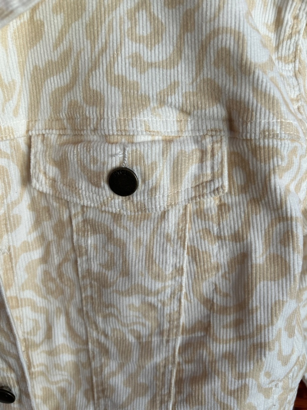 PTCL jacket - Picture 2 of 9